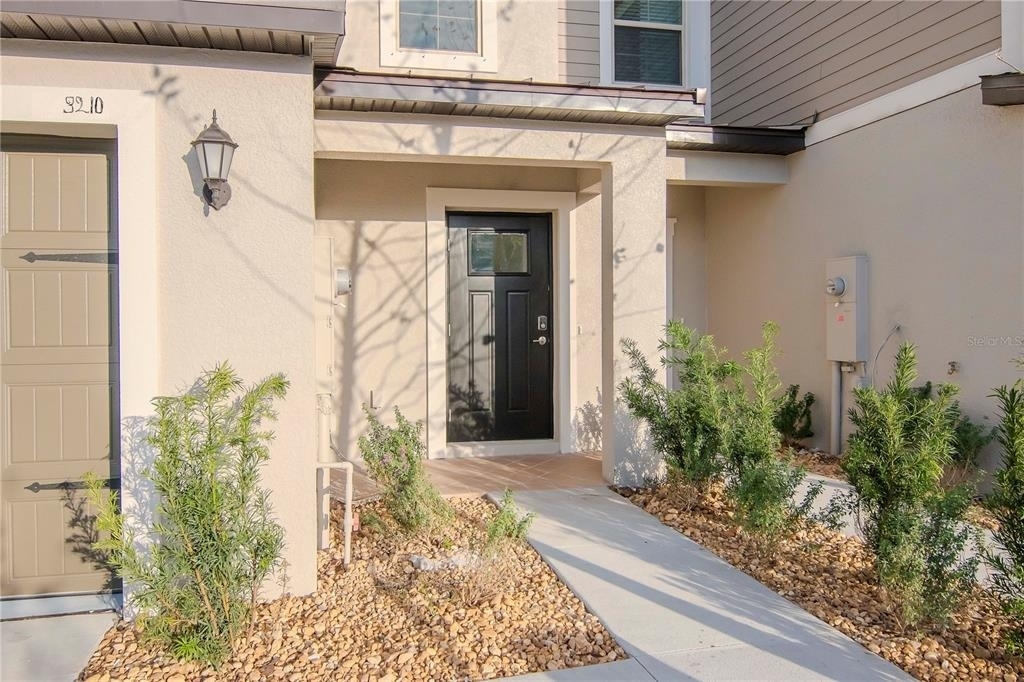 3210 Bryant Park Drive - Photo 3