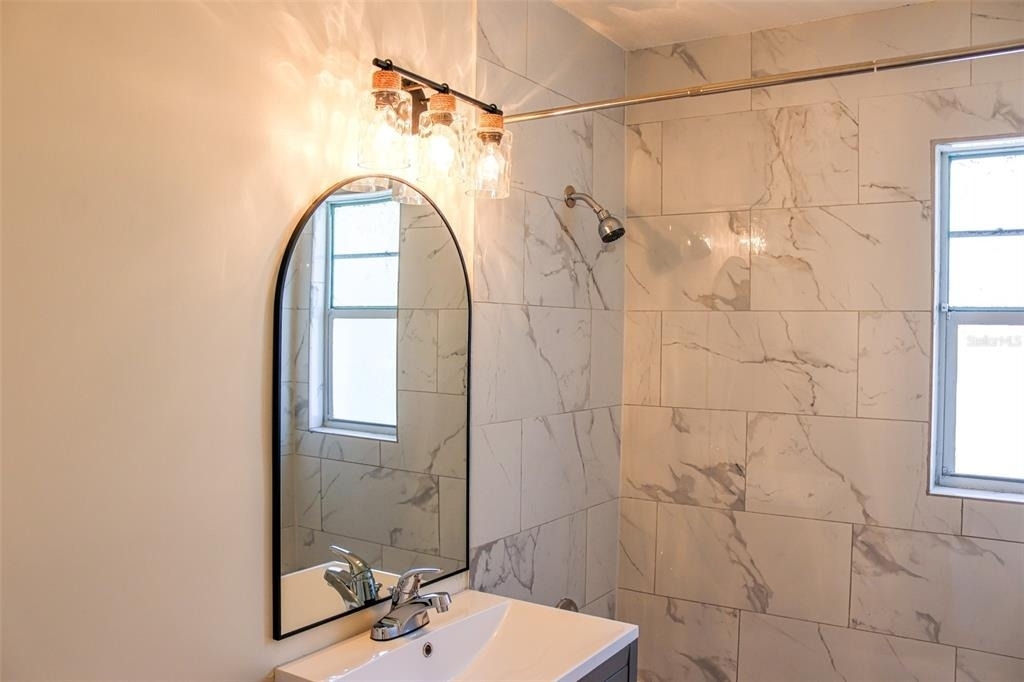 4211 W Bay View Avenue - Photo 15