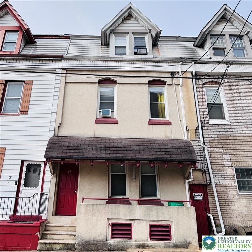 34 Penn Street S - Photo 0