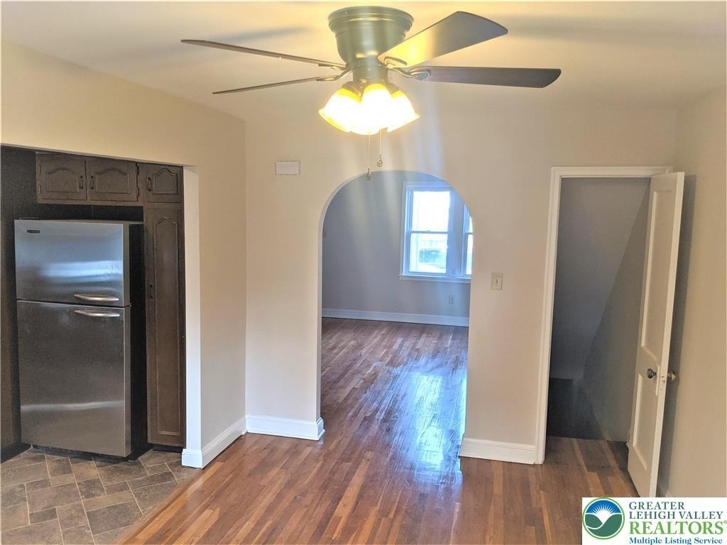 703 Spring Street - Photo 5