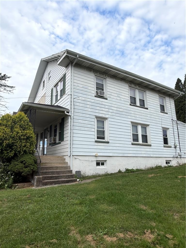 1906 3rd Street - Photo 1