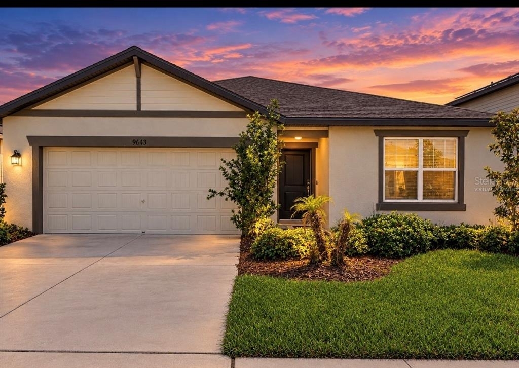 9643 Summers Cay Circle - Photo 0