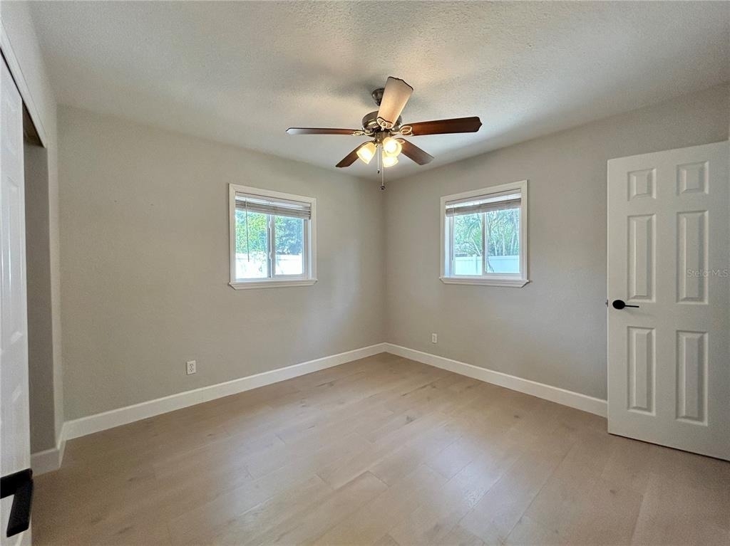 295 59th Avenue Ne - Photo 13