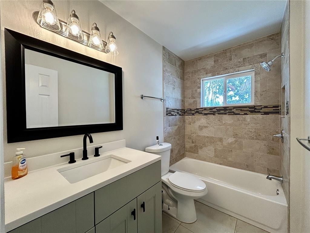 295 59th Avenue Ne - Photo 8