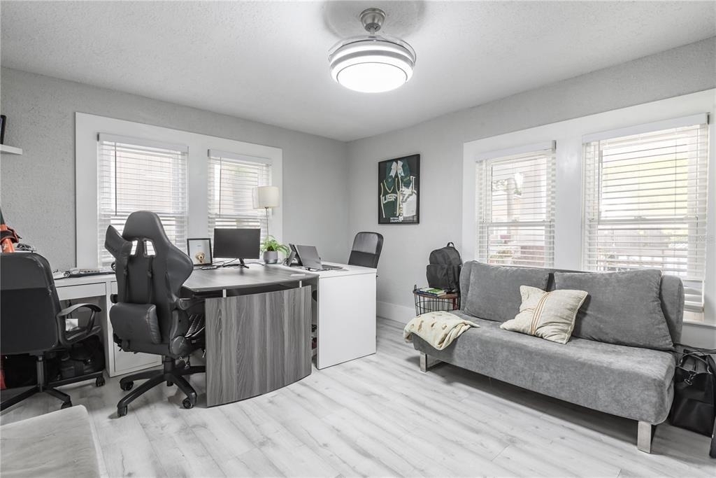 806 E Hamilton Avenue - Photo 19
