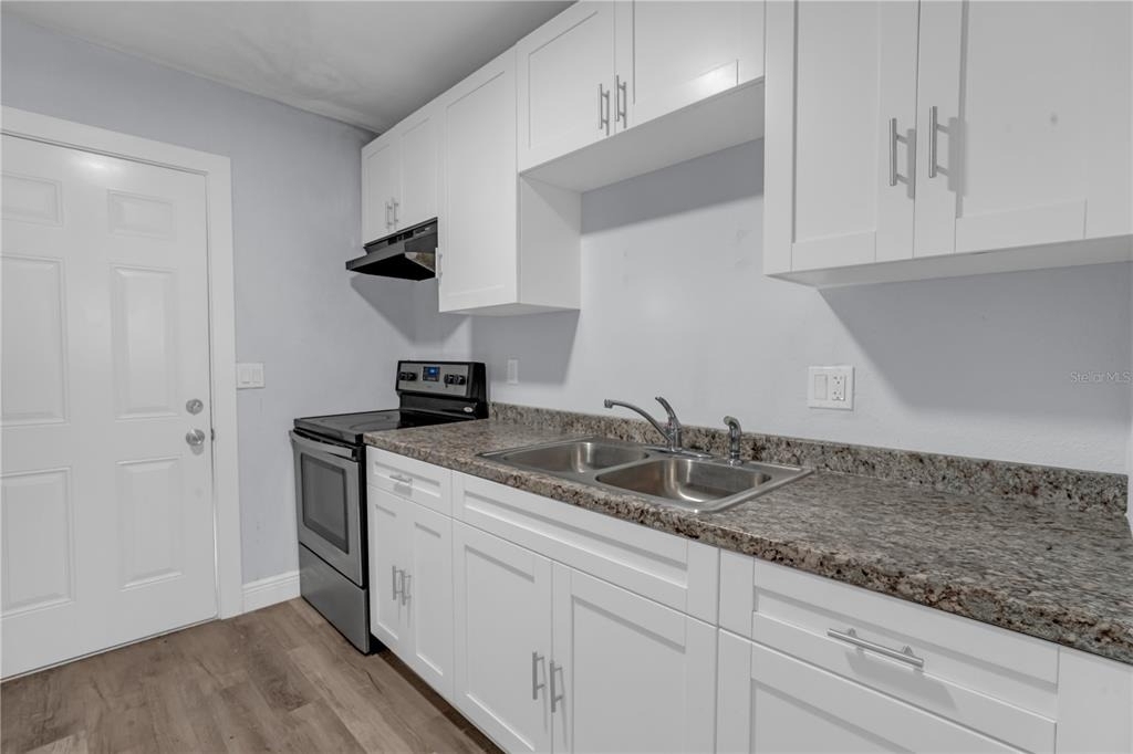 1701 E Nome Street - Photo 6