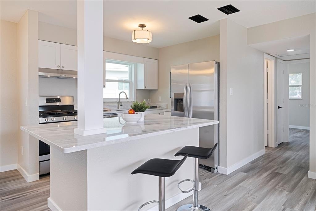 3730 75th Street N - Photo 5