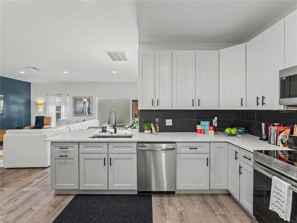 9397 Northcliffe Boulevard - Photo 13