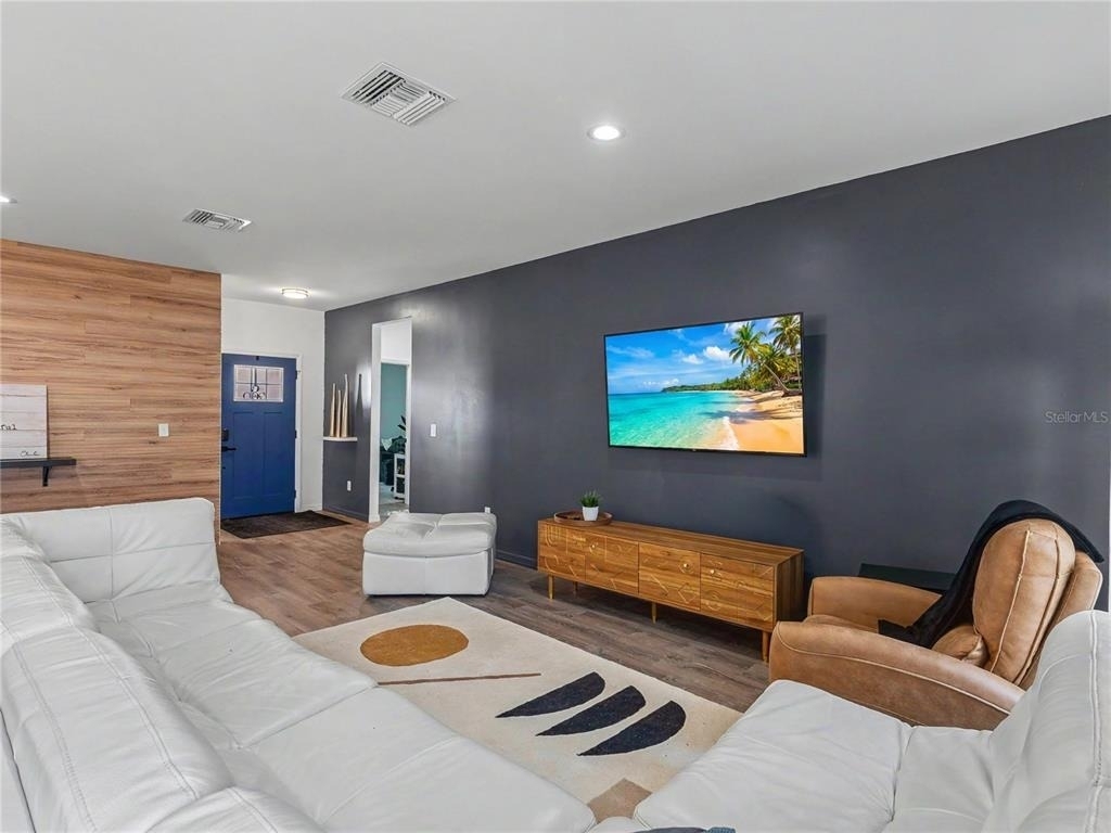 9397 Northcliffe Boulevard - Photo 9