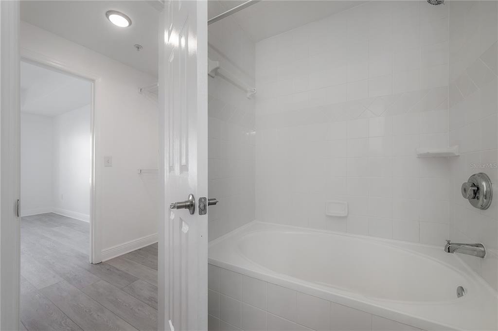 800 S Dakota Avenue - Photo 11