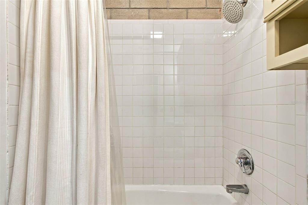 2509 W Azeele Street - Photo 32