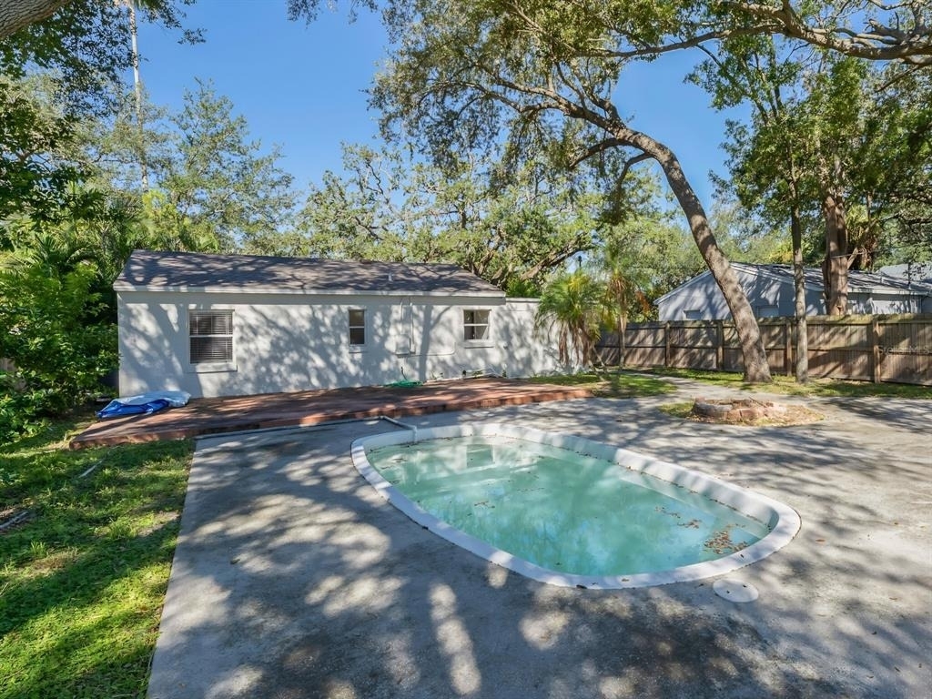 4318 S West Shore Boulevard - Photo 14