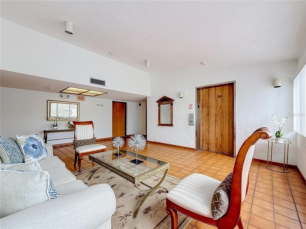 2593 Countryside Boulevard - Photo 17