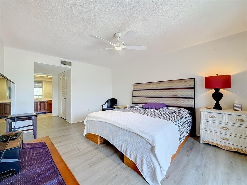2593 Countryside Boulevard - Photo 9