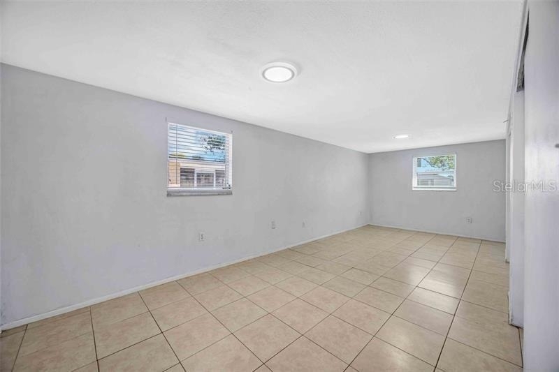 9040 Lunar Lane - Photo 8