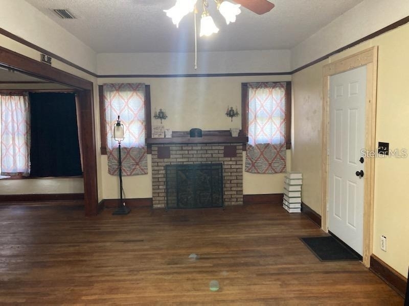 439 New York Avenue - Photo 3