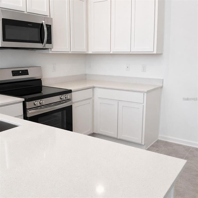 2528 Skyline Loop - Photo 2