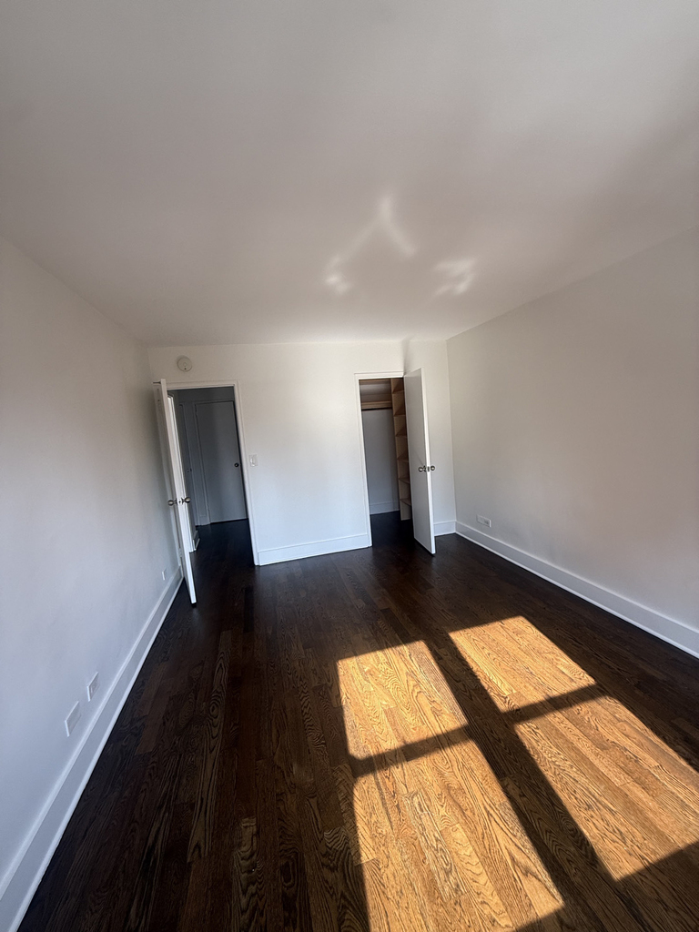 220 East 63rd Street - Photo 14