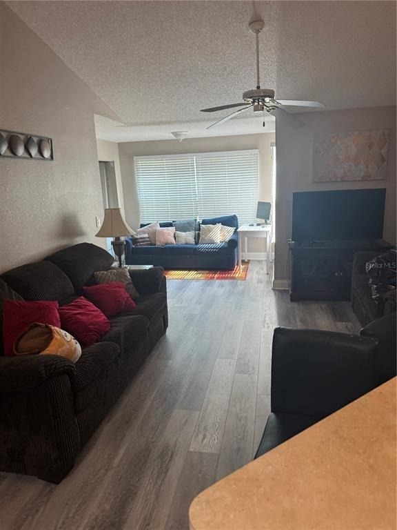 4572 Commander Drive - Photo 4