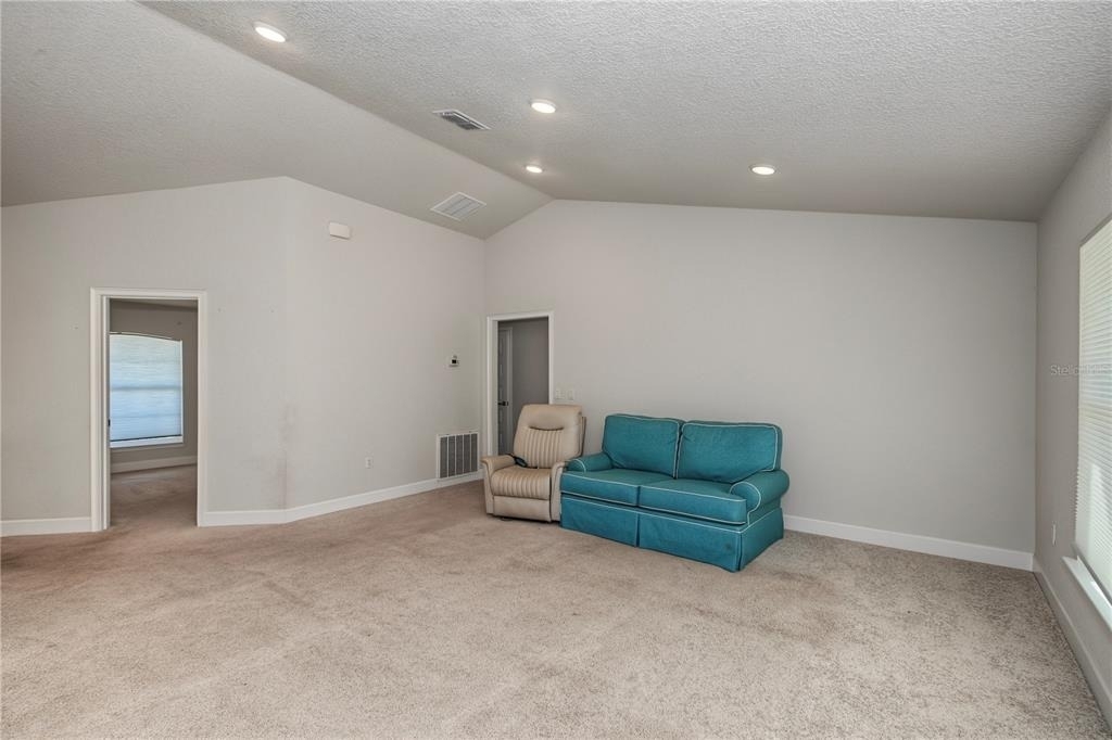 5104 Sw 91st Street - Photo 6