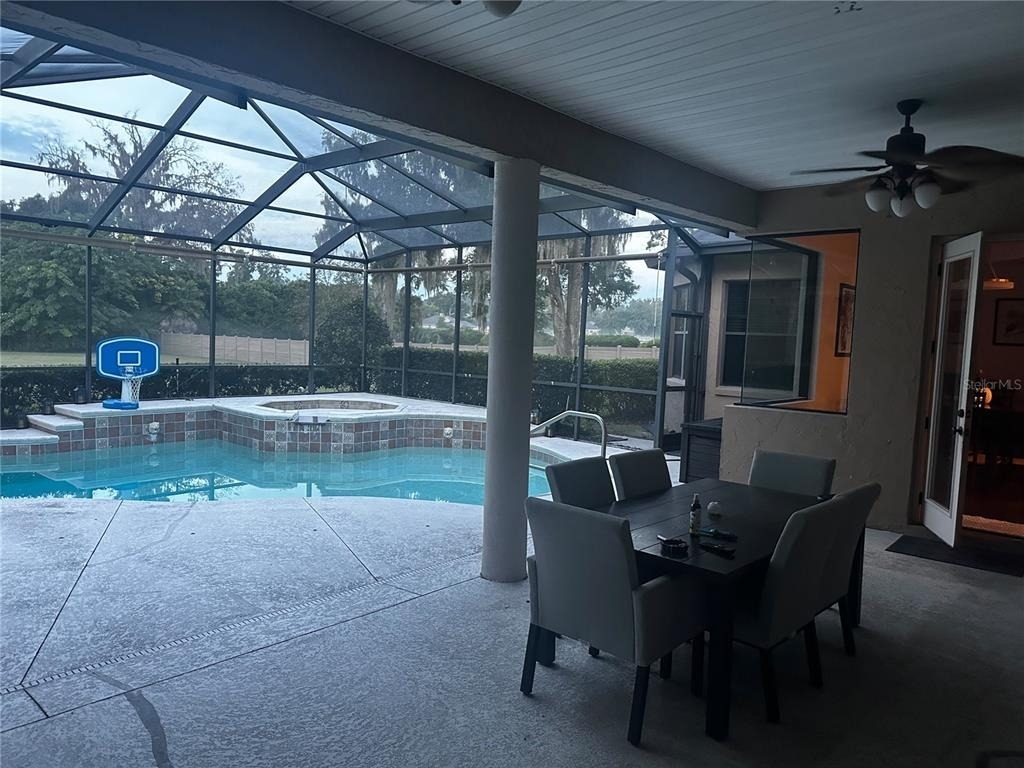 2720 Se 28th Street - Photo 2