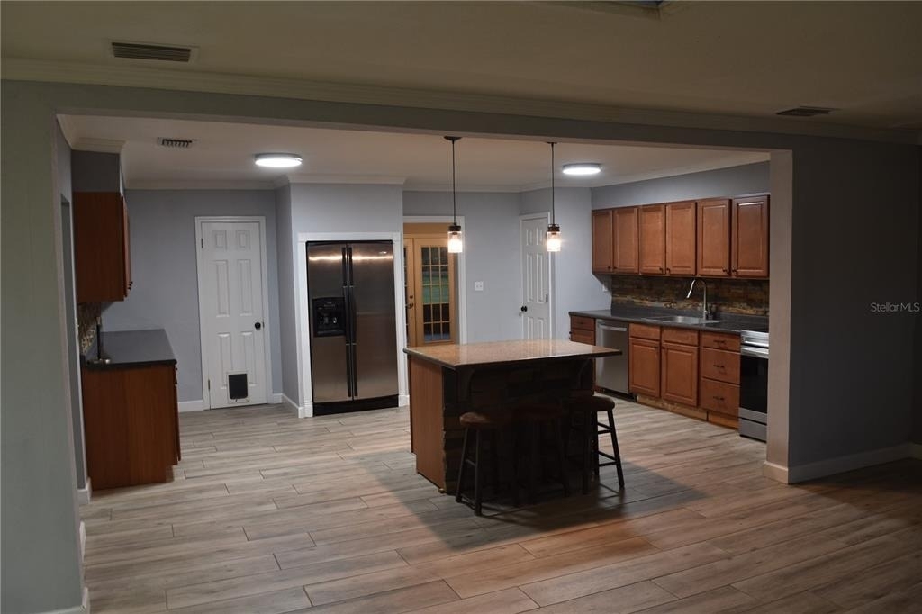 1722 Nw 35 Street - Photo 5