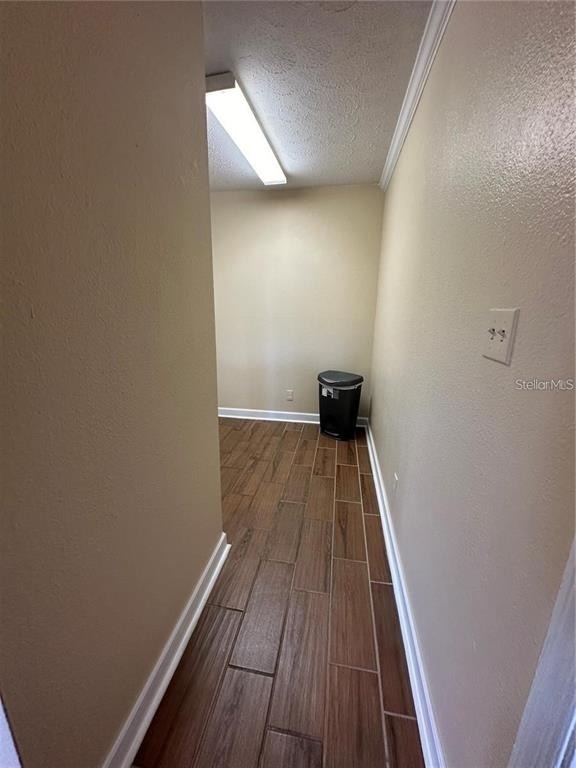 435 Wymore Road - Photo 4