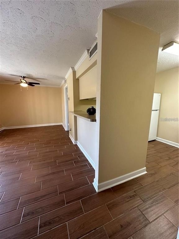 435 Wymore Road - Photo 2