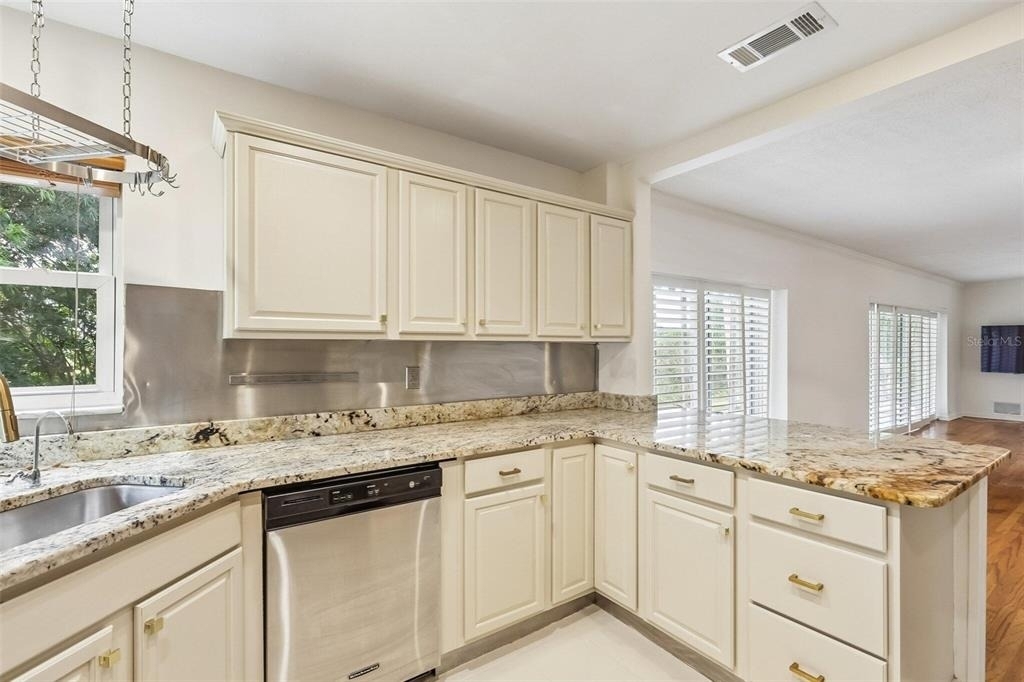 3 Country Club Drive - Photo 17