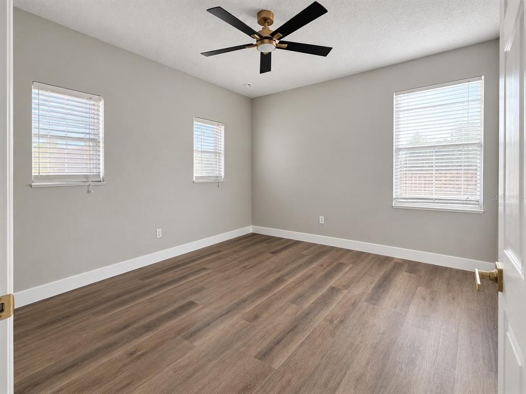 3111 Silver Fin Way - Photo 3