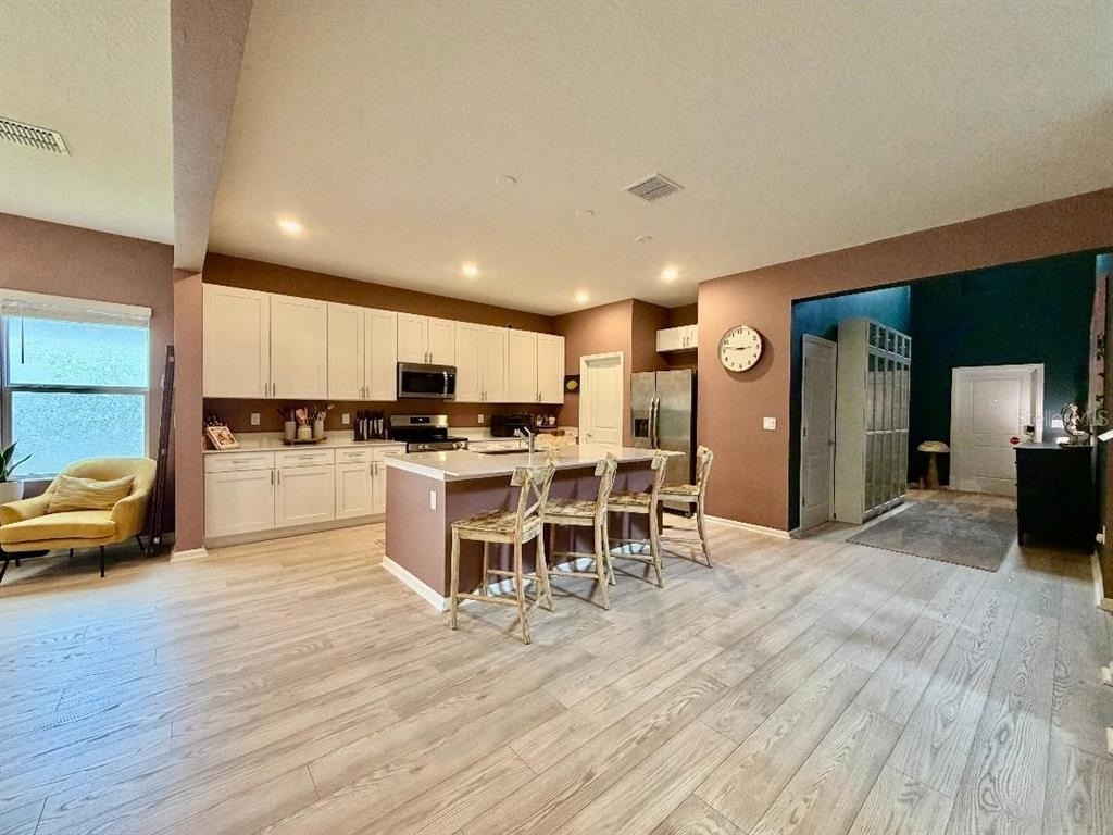 693 Peroni Avenue - Photo 5
