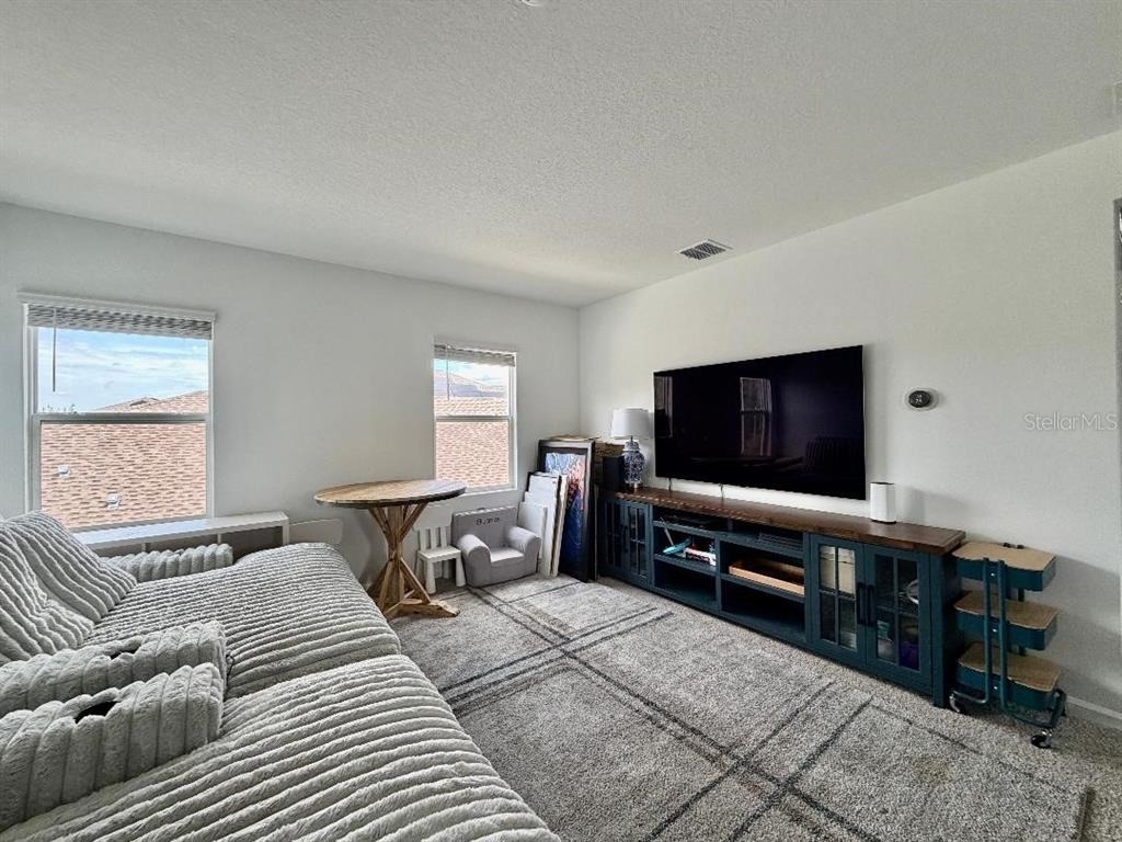 693 Peroni Avenue - Photo 15