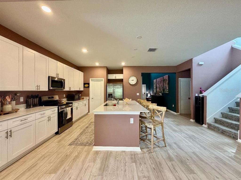 693 Peroni Avenue - Photo 4