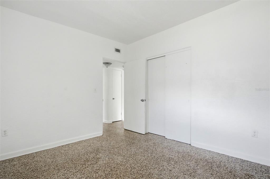 70 Griggs Avenue - Photo 17