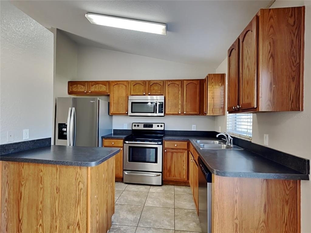 247 Lake Eloise Pointe Boulevard - Photo 4