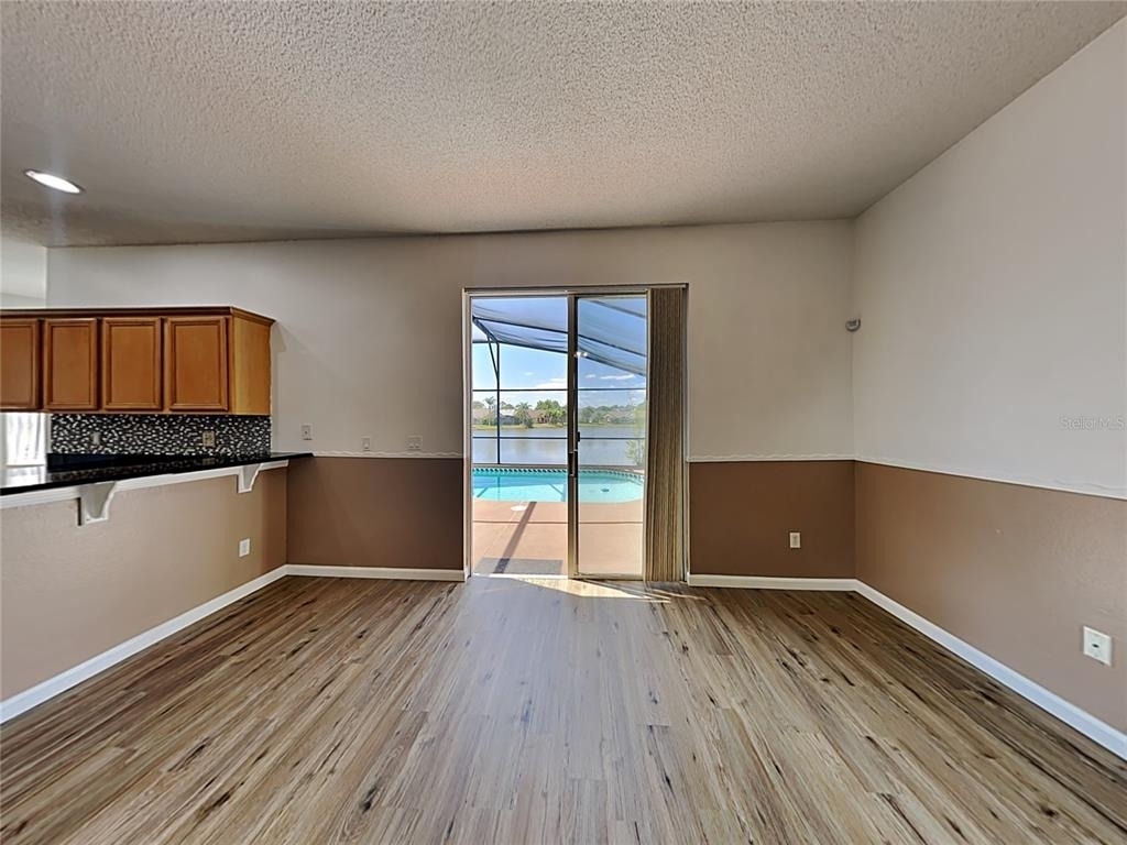 728 Hardwood Circle - Photo 3