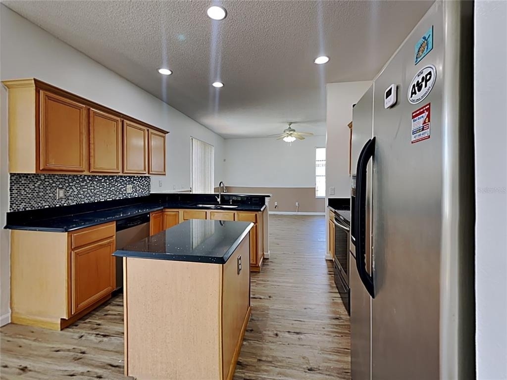728 Hardwood Circle - Photo 4