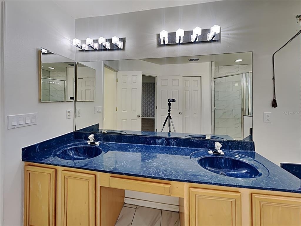 728 Hardwood Circle - Photo 10