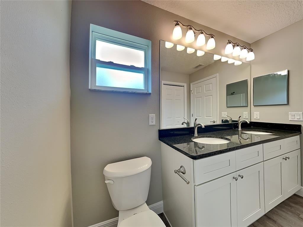 3149 W Fairbank Drive - Photo 6