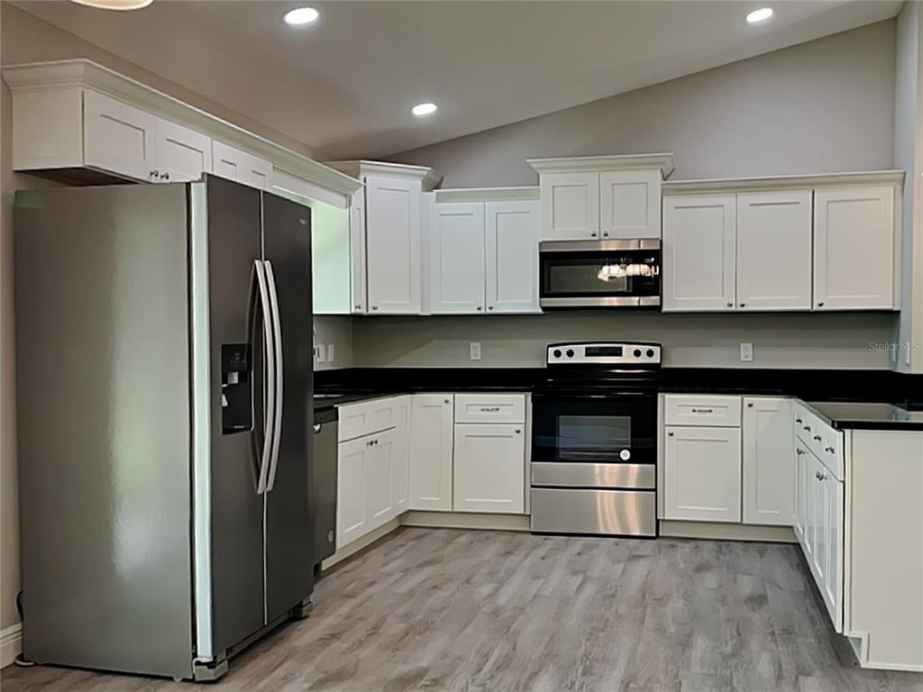 3149 W Fairbank Drive - Photo 2