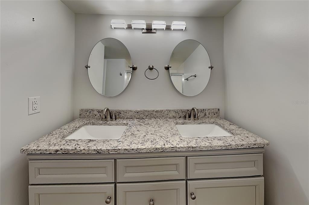 310 Cherokee Court - Photo 14