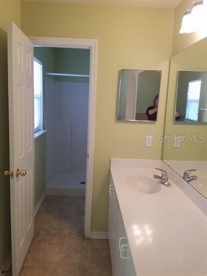 680 Basingstoke Court - Photo 10