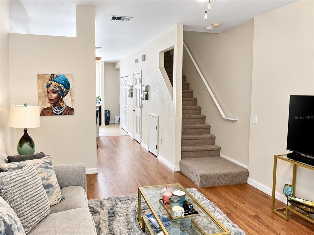3960 Sw 20th Avenue - Photo 2