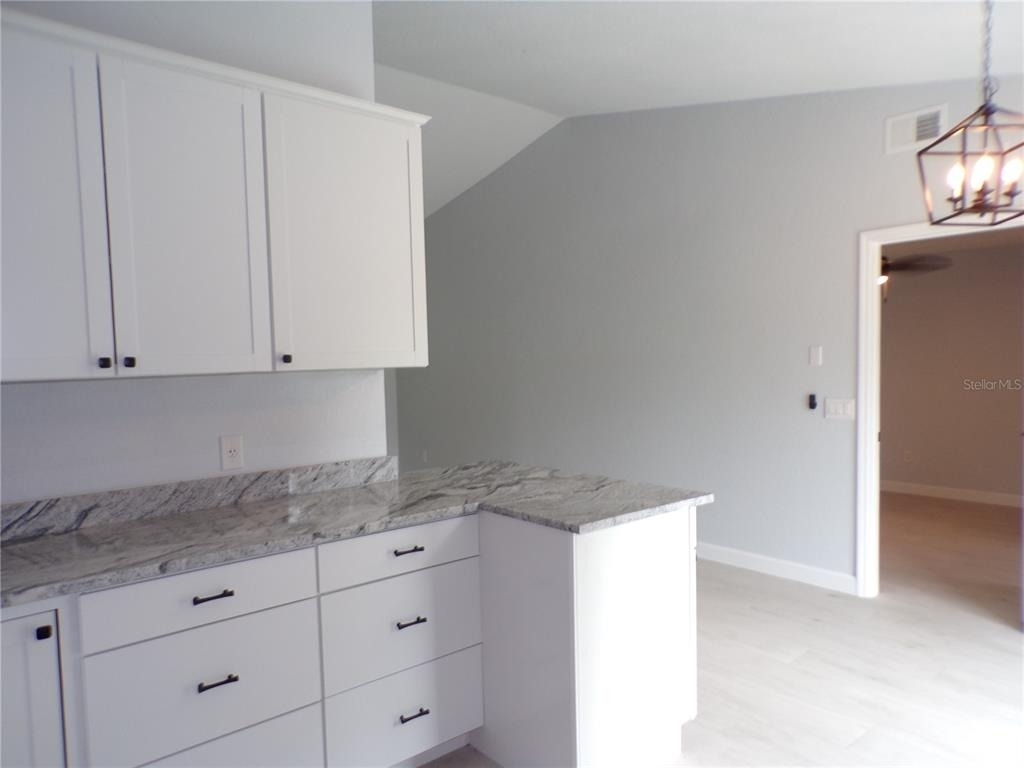 18083 Regan Avenue - Photo 32