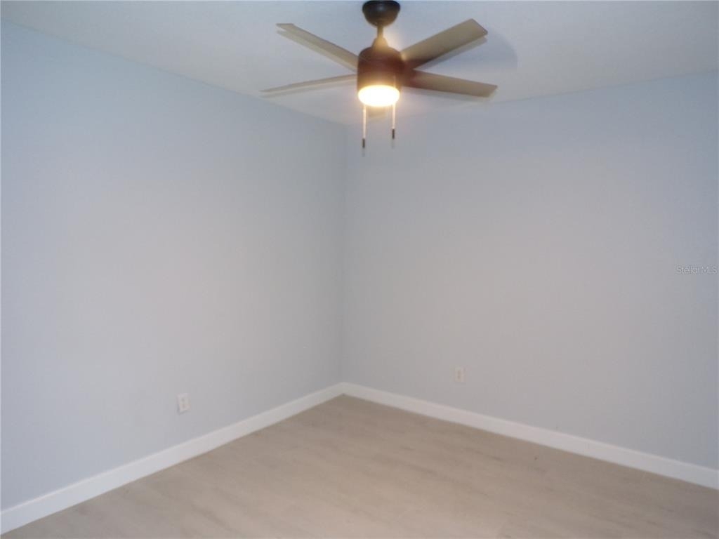 18083 Regan Avenue - Photo 7