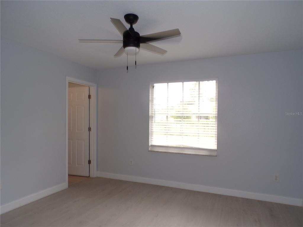 18083 Regan Avenue - Photo 24