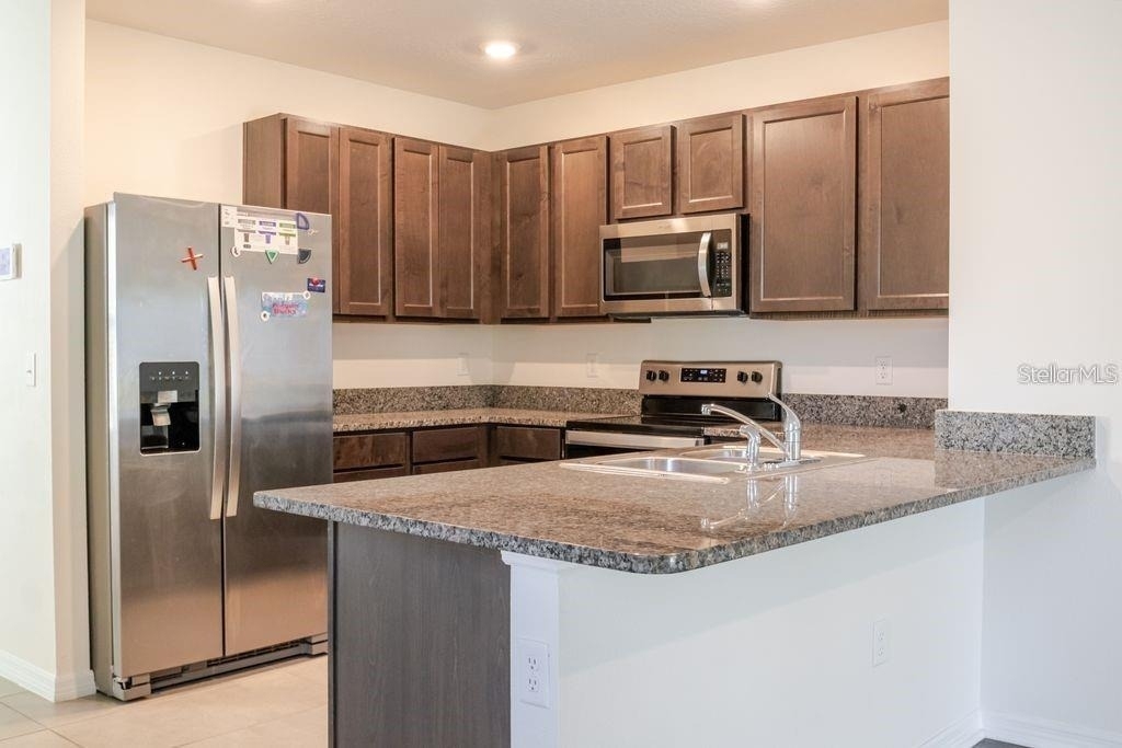 10945 Trailing Vine Drive - Photo 4