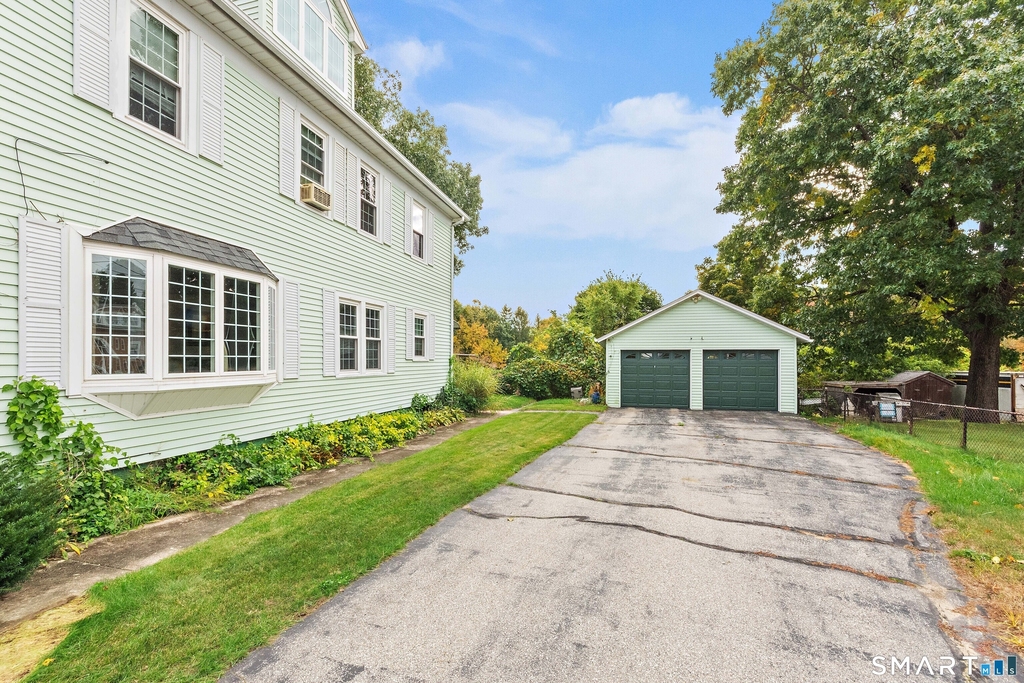 9 Floral Avenue - Photo 18