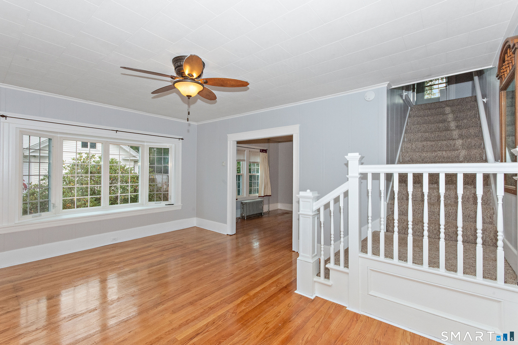 9 Floral Avenue - Photo 1