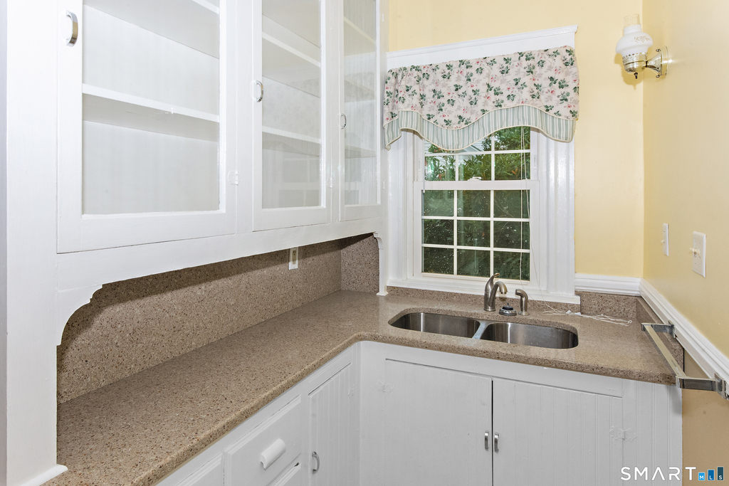 9 Floral Avenue - Photo 9